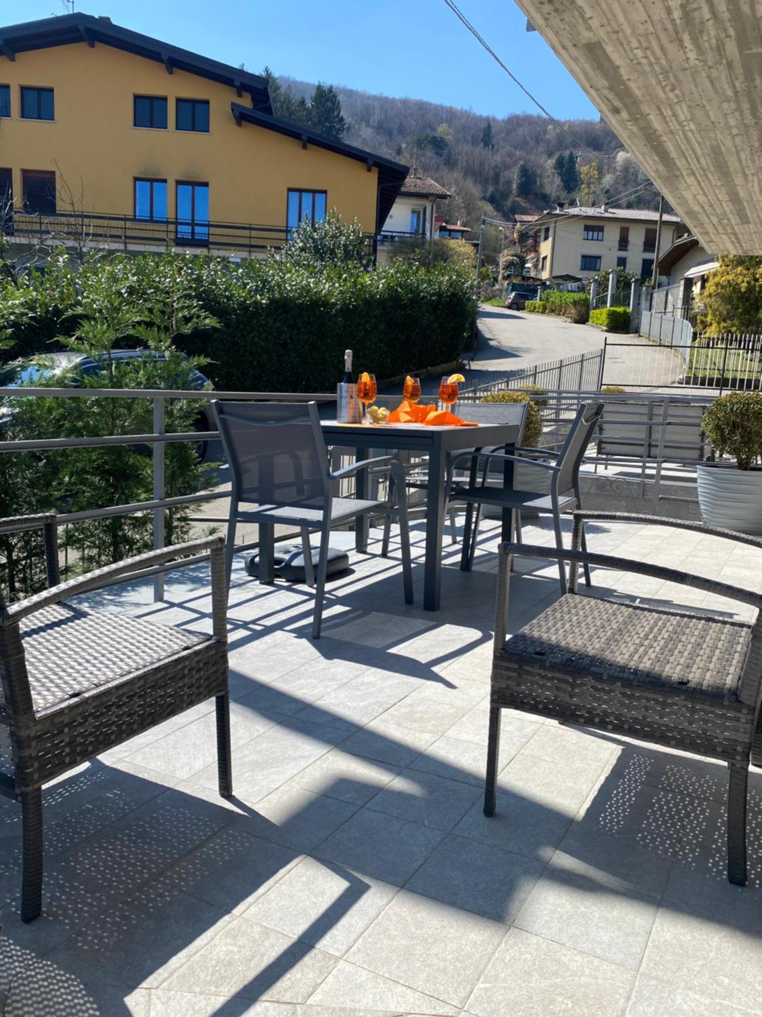 Appartamenti Golfo Borromeo 3 E 4 Baveno Buitenkant foto
